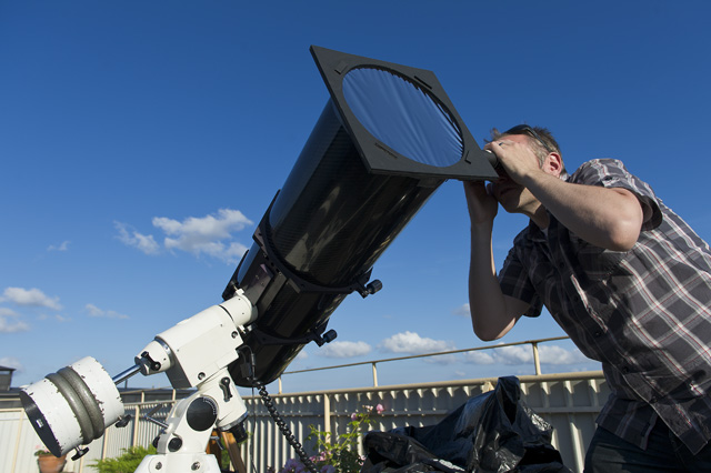 Undertecknad njuter av 1520 i 12&quot; och binoviewer, fantastisk syn.